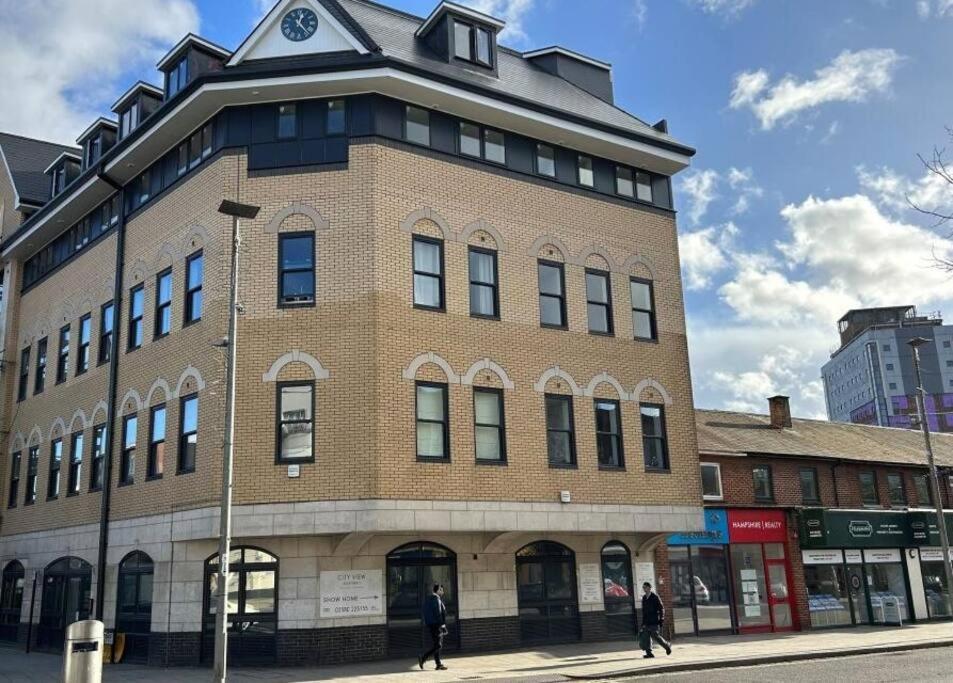 Trendy Centre With Free Parking * Southampton